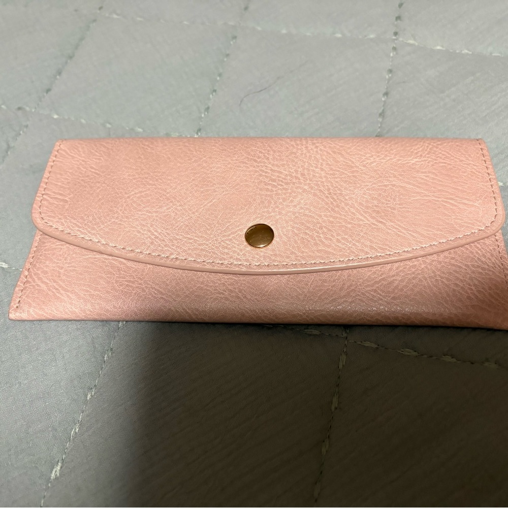 Buckle Soft Pink Women's Wallet
